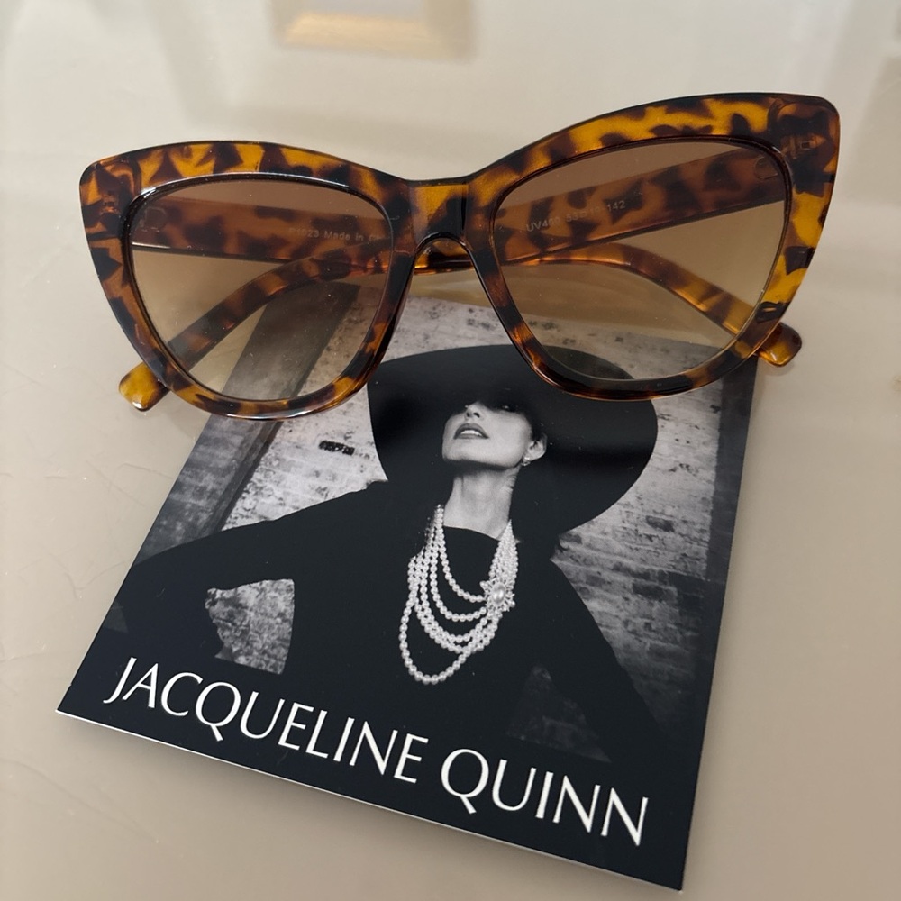 Jacqueline Quinn Tortoiseshell Cat-Eye Sunglasses - Brown
